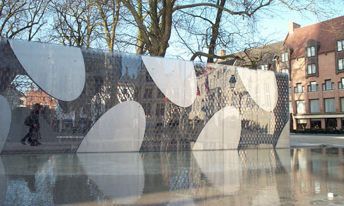 Brugge Pavilion. Architect: Toyo Ito. Photograph: Stefaan Ysenbrandt. (View 1).