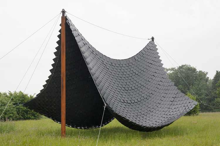 Gijs Van Vaerenbergh. Tabernacle, 2021. Slates, nets, steel cables, steel columns, 8.25 x 5.25 x 6.55 m. Photo: Johnny Umans.