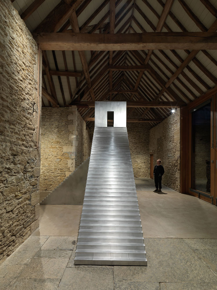 Not Vital. House to Watch the Sunset, 2005. Aluminium, 430 x 550 x 330 cm (169 1/4 x 216 1/2 x 129 7/8 in). Installation view, Not Vital. SCARCH’ Hauser & Wirth Somerset 2020. Photo: Ken Adlard. Courtesy of the artist and Hauser & Wirth © Not Vital.