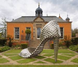 Vasconcelos’s solo show offers a riot of colour and texture in this highly personal, curated sculpture park, celebrating the duality – the glamour and the grind, the dreams and the heartbreak – that typifies women’s lives, on a monumental scale