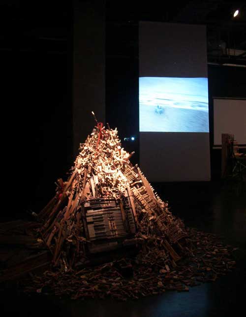 Tan Dun, 2005, 'Resurrected' piano.
'Deconstruction - Reconstruction - Resurrection' installation
Copyright: Tan Dun
