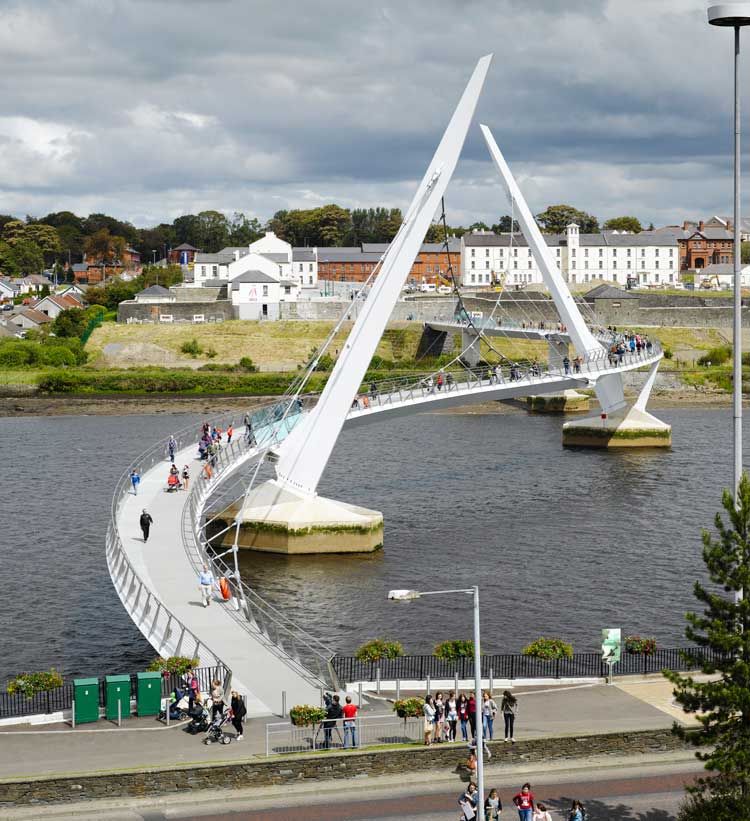 The Peace Bridge, Belfast. Photo: © Ros Kavanagh.