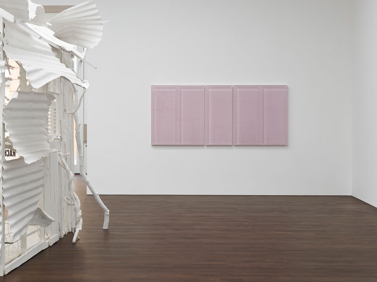 Rachel Whiteread: Internal Objects. Poltergeist, 2020, installation view, Gagosian, Grosvenor Hill, London, 2021. © Rachel Whiteread. Photo: Prudence Cuming Associates, Courtesy Gagosian.