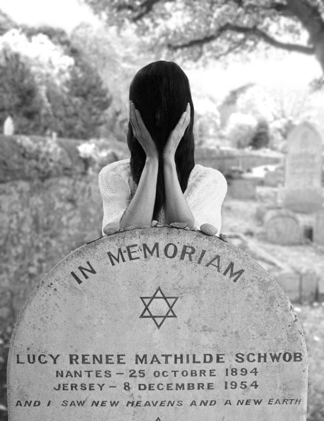 Gillian Wearing. At Claude Cahun's grave, 2015; Courtesy the artist. Copyright: Gillian Wearing, courtesy Maureen Paley,  London, Regen Projects, Los Angeles and Tanya Bonakdar Gallery, New York.