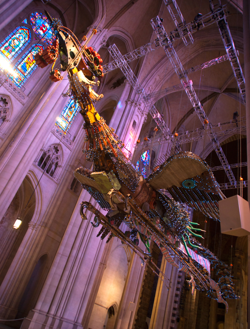 Xu Bing. Phoenix, 2008-10. Composed of two birds, Feng and Huang, each weighing 12 tonnes and measuring 90 and 100 feet long. Photograph: Miguel Benavides.