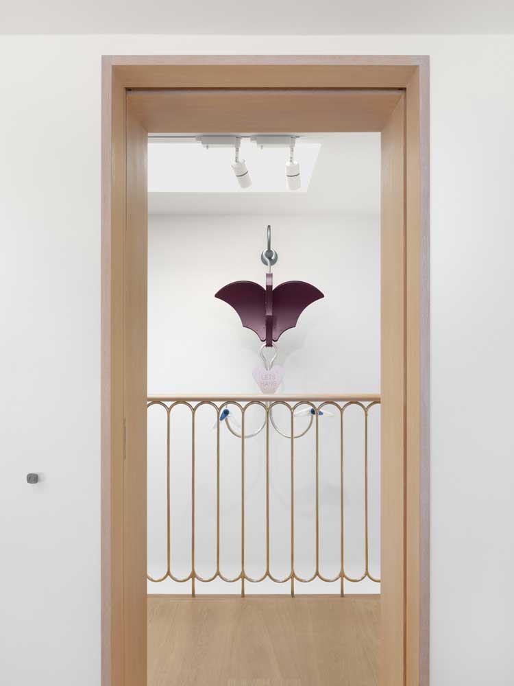 Magali Reus, Rig (All Eyes On), 2025.